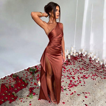 Robe Épaule Dénudée